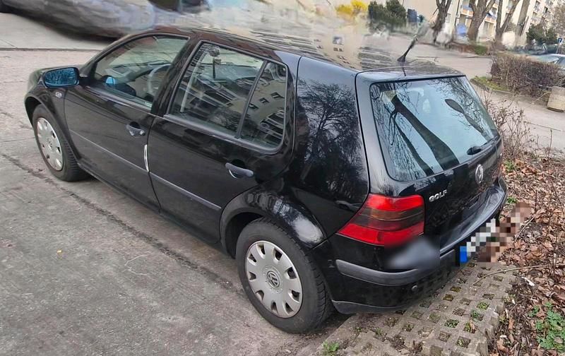 Gebraucht VW Golf IV 2001 Schwarz Kleinwagen