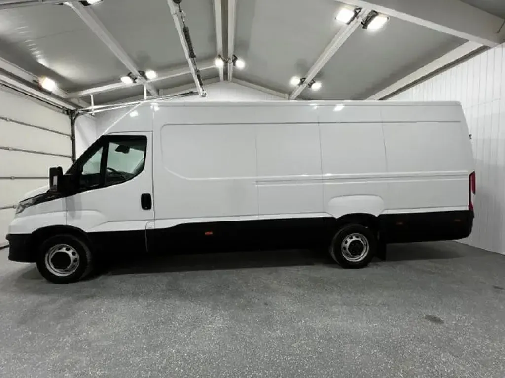 Occasion Iveco Daily 156 ch (114 kW) 2024 Blanc Van