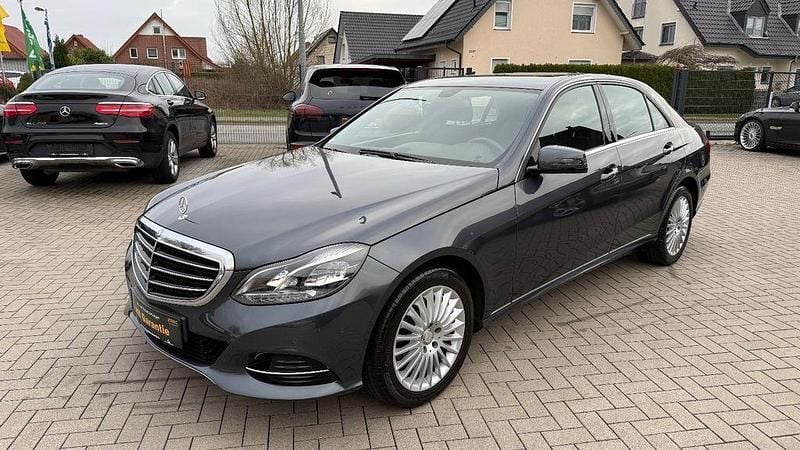 Gebraucht Mercedes E200 Elegance 184 PS (135 kW) 2013 Grau Limousine