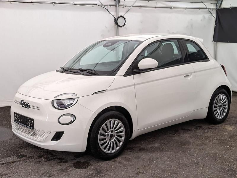 Weiß Gebraucht 2023 Fiat 500e Kleinwagen | 16.900 € (Superpreis) - Bild 1/4
