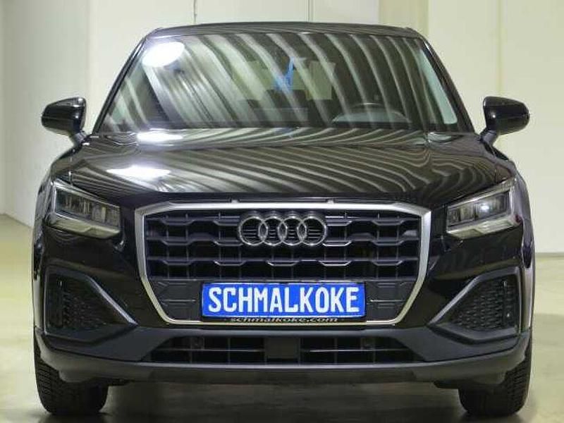 Mythos black (metallic) Gebraucht 2022 Audi Q2 Comfort SUV | 21.950 € (Fairer Preis) - Bild 1/4