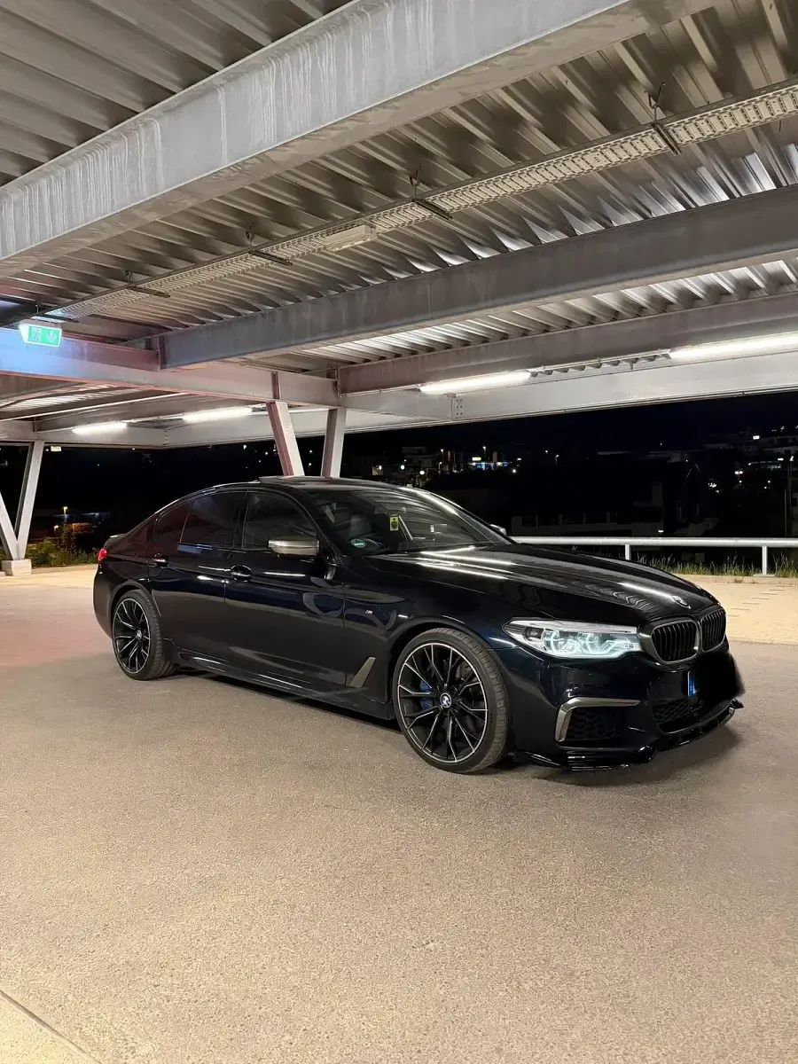 Gebraucht BMW M550 Comfort Edition 590 PS (433 kW) 2017 Schwarz Limousine
