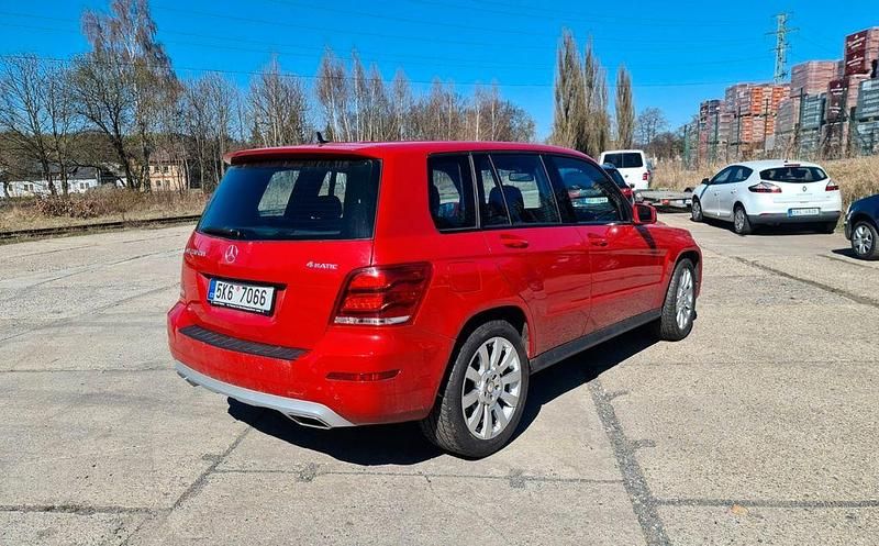 Gebraucht Mercedes GLK220 170 PS (125 kW) 2012 Rot SUV