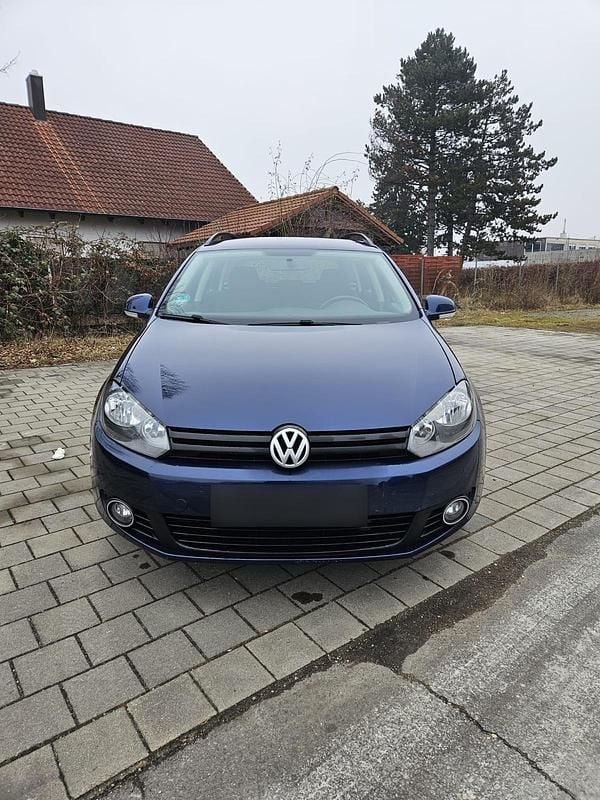 Gebraucht VW Golf VII 105 PS (77 kW) 2014 Blau Kombi