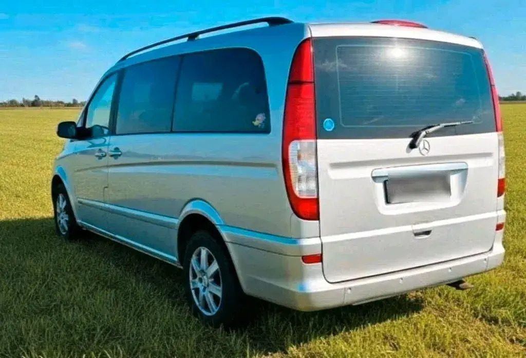 Gebraucht Mercedes Viano 150 PS (110 kW) 2005 Silber Van / Kleinbus