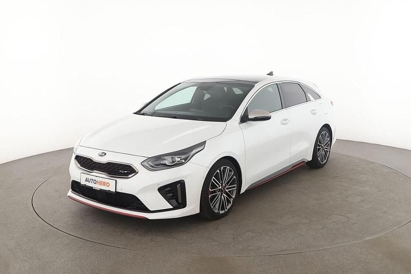 Weiß Gebraucht 2020 Kia ProCeed Kleinwagen | 23.380 € (Fairer Preis) - Bild 1/3