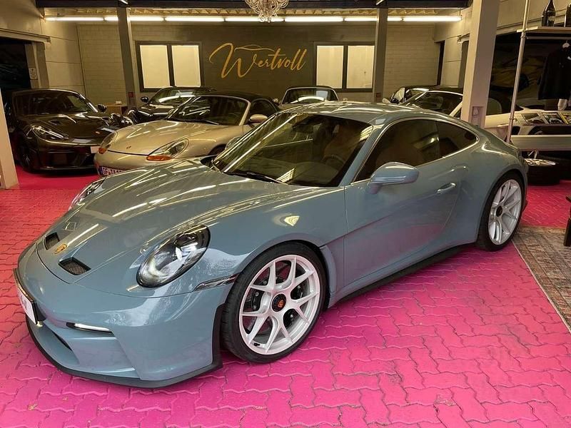 Shoreblue Gebraucht 2024 Porsche 992 Coupé | 379.900 € - Bild 1/4