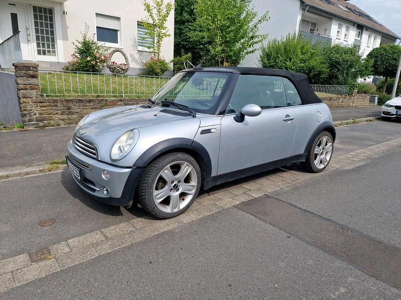 Silber Gebraucht 2006 Mini Cooper Kleinwagen | 4.050 € (Fairer Preis) - Bild 1/4