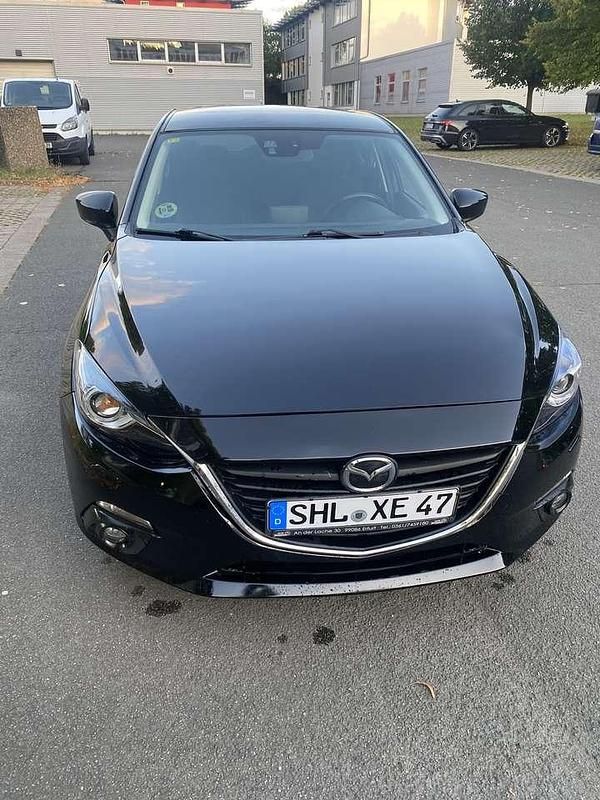 Schwarz Gebraucht 2016 Mazda 3 Nakama Kleinwagen | 10.500 € (Fairer Preis) - Bild 1/4