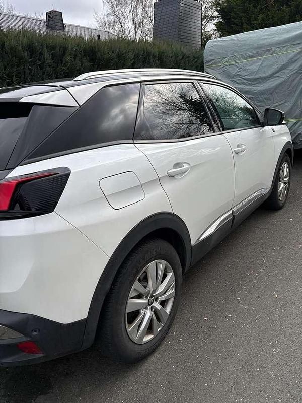 Gebraucht Peugeot 3008 177 PS (130 kW) 2020 Weiß SUV