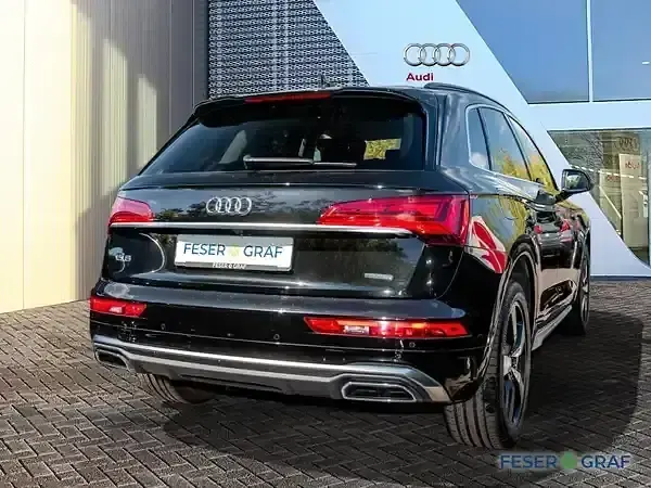 Gebraucht Audi Q5 S-Line 204 PS (150 kW) 2022 Mythosschwarz SUV