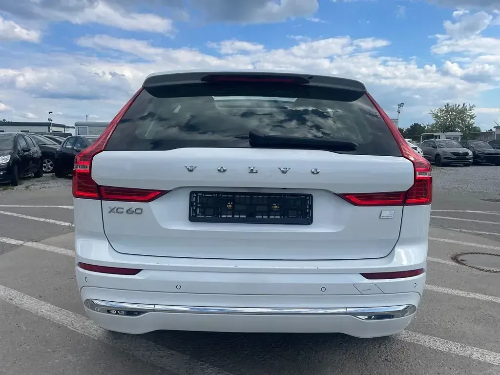 Gebraucht Volvo XC60 Inscription 252 PS (185 kW) 2021 Weiß SUV