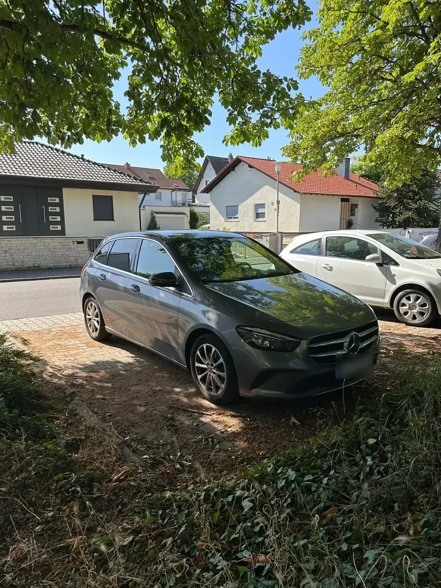 Gebraucht Mercedes C180 190 PS (139 kW) 2020 Grau Limousine