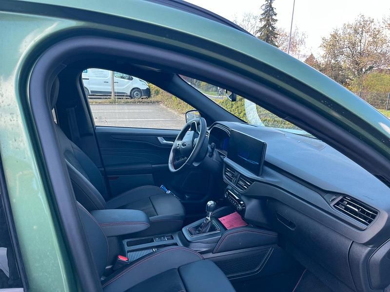 Gebraucht Ford Kuga ST-Line X 152 PS (111 kW) 2024 Grün SUV