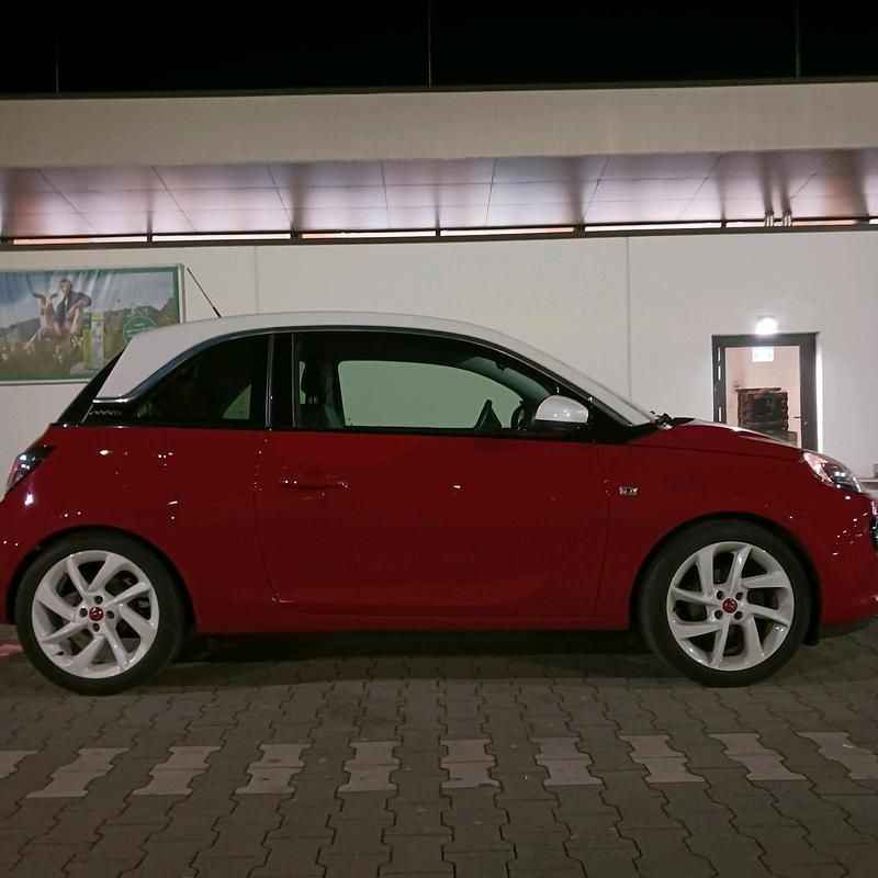 Gebraucht Opel Adam 69 PS (50 kW) 2016 Rot Kleinwagen