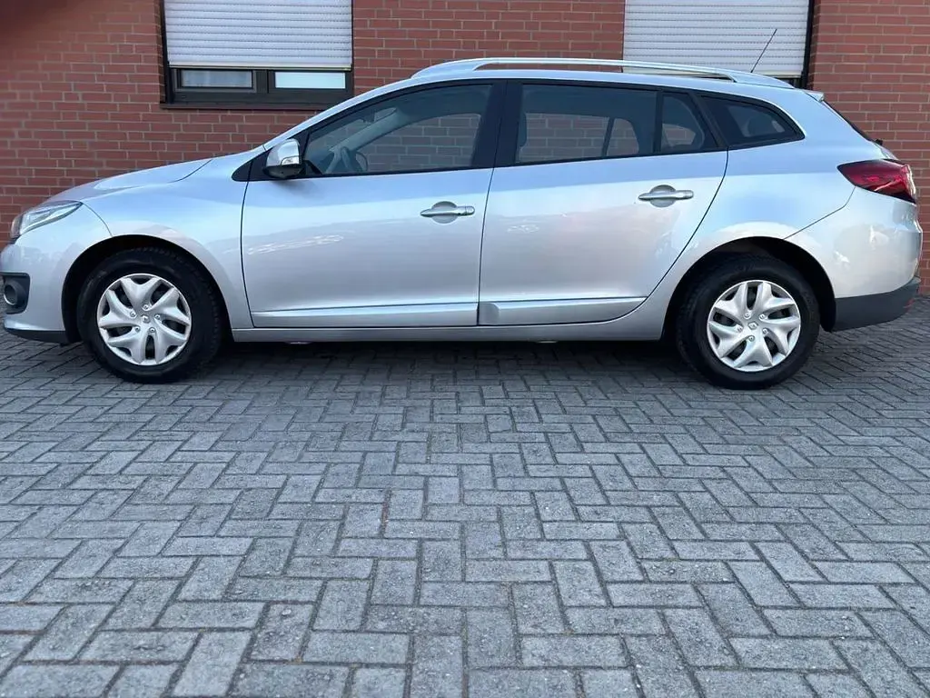 Gebraucht Renault Mégane III Initiale Paris 110 PS (80 kW) 2014 Silber Limousine