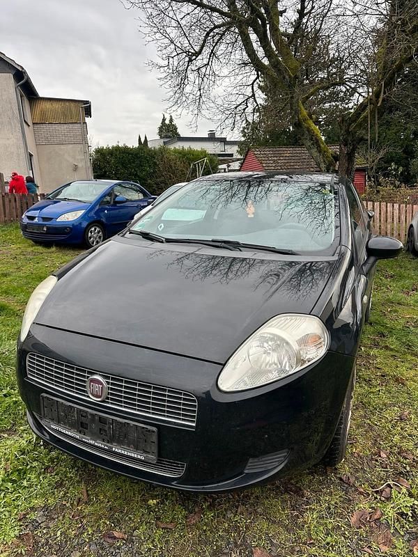 Schwarz Gebraucht 2009 Fiat Punto Kleinwagen | 999 € (Guter Preis) - Bild 1/4