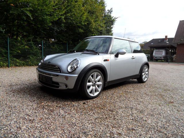 Usata Mini Cooper 116 CV (85 kW) 2006 Argento Utilitaria