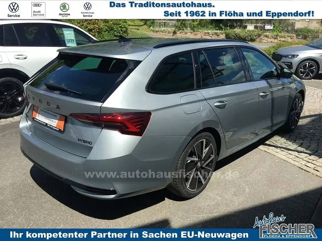 Gebraucht Skoda Octavia SportLine 150 PS (110 kW) 2026 Smokey diamondsilber ... Kombi