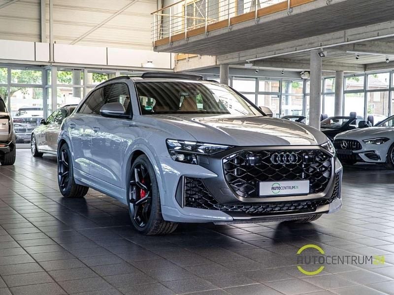 Neu Audi RS Q8 Performance 640 PS (470 kW) 2025 Grau SUV