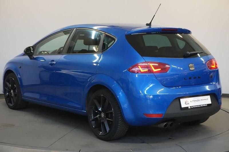 Gebraucht Seat Leon FR 125 PS (91 kW) 2012 Blau Limousine