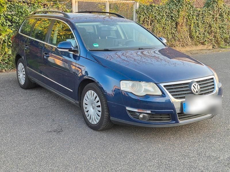 Second-hand VW Passat 105 CP (77 kW) 2007 Albastru Break