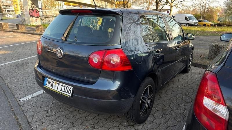 Gebraucht VW Golf IV Trendline 75 PS (55 kW) 2005 Blau Limousine