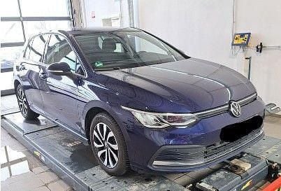 Gebraucht VW Golf VIII Active 150 PS (110 kW) 2022 Atlantic blue Limousine