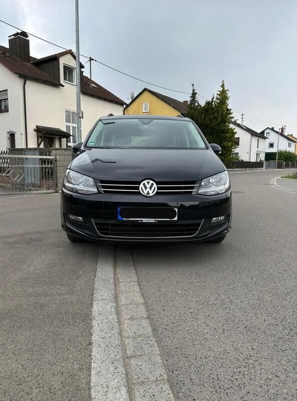 Schwarz Gebraucht 2020 VW Sharan Van / Kleinbus | 25.400 € (Guter Preis) - Bild 1/4