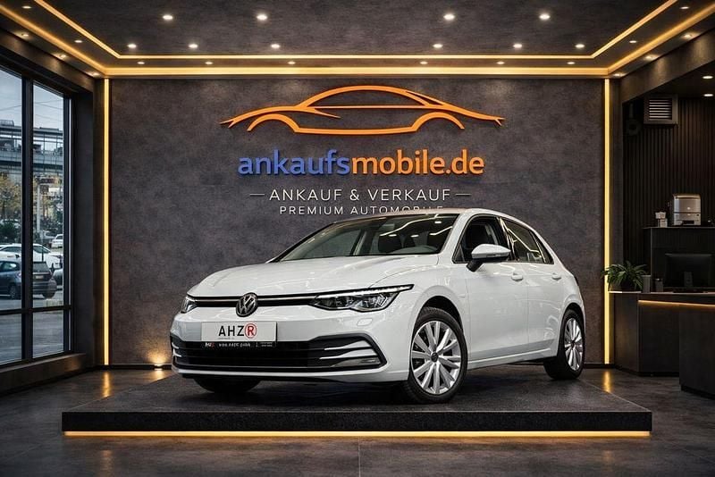 Gebraucht VW Golf VIII Style 150 PS (110 kW) 2020 Weiß Limousine
