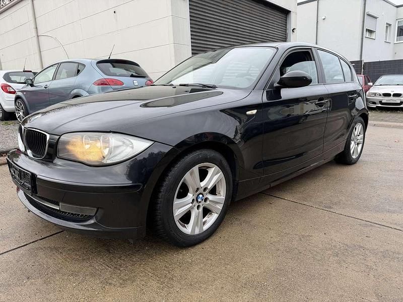Black sapphire metallic Gebraucht 2009 BMW 118 Kleinwagen | 3.500 € (Guter Preis) - Bild 1/4