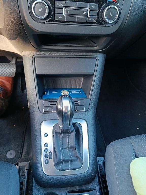 Gebraucht VW Golf Plus Cross Team 122 PS (89 kW) 2010 Silber Van / Kleinbus