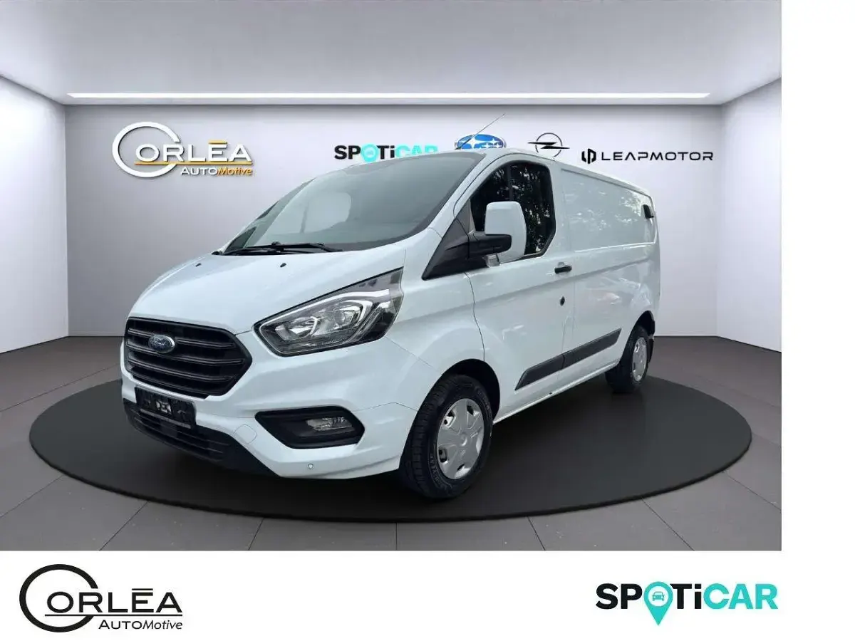 Gebraucht Ford Transit Custom Trend 105 PS (77 kW) 2020 Van / Kleinbus