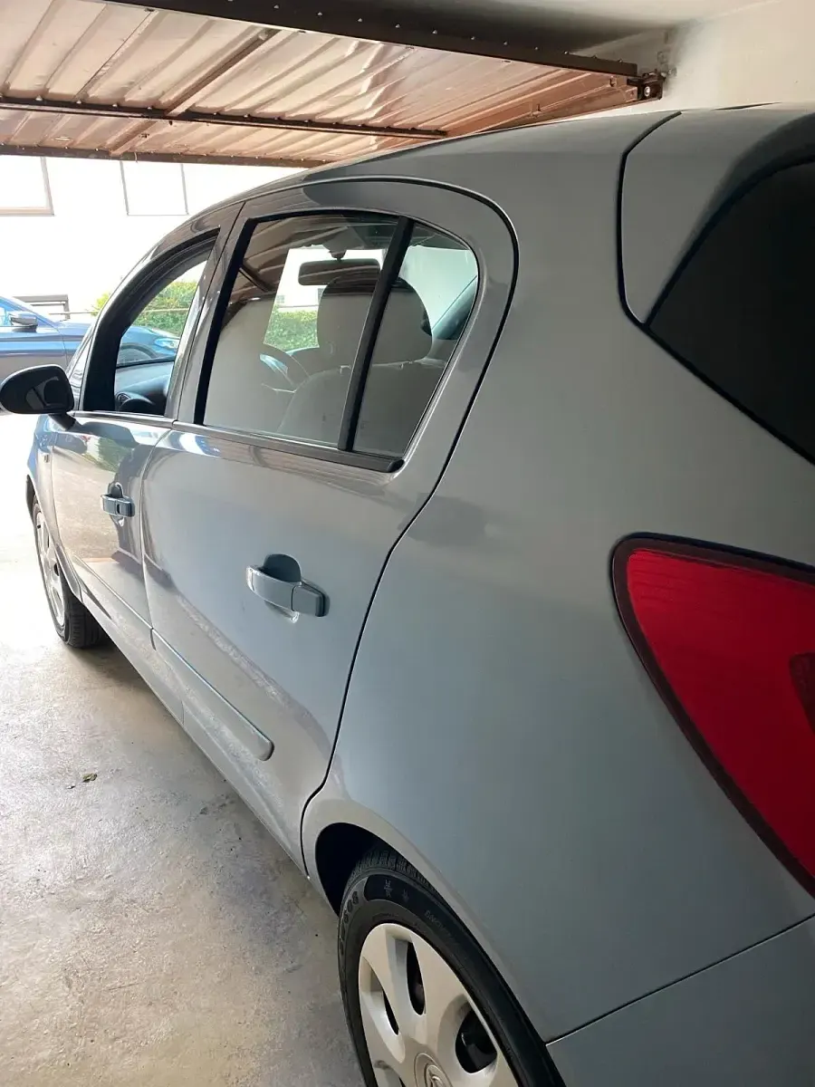 Gebraucht Opel Corsa 90 PS (66 kW) 2008 Blau Kleinwagen