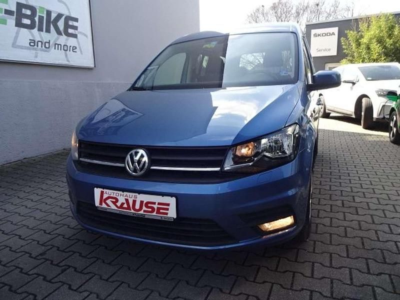 Gebraucht VW Caddy Trendline 102 PS (75 kW) 2019 Acapulcoblau metallic Van / Kleinbus
