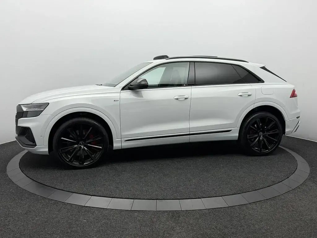 Gebraucht Audi Q8 Competition 462 PS (339 kW) 2024 Weiß SUV