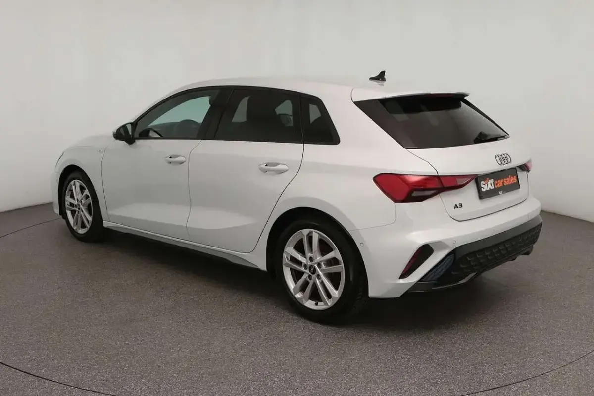 Gebraucht Audi A3 S-Line 150 PS (110 kW) 2025 Weiß Limousine