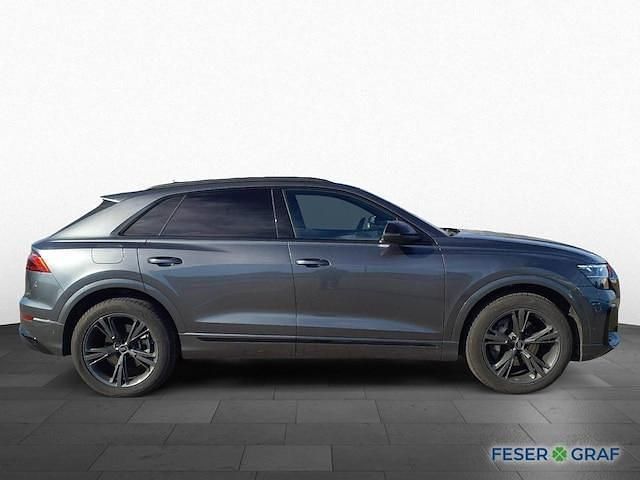Gebraucht Audi Q8 Ambiente 286 PS (210 kW) 2025 Daytonagrau perleffekt SUV