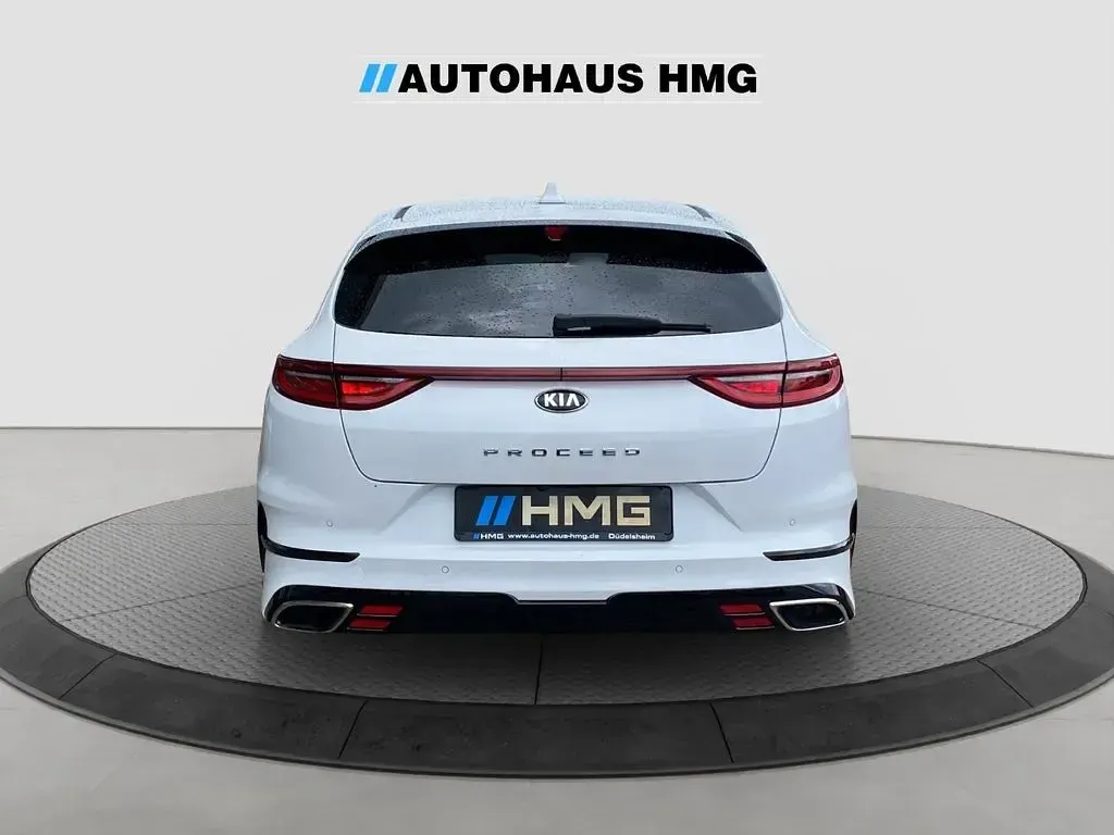 Gebraucht Kia ProCeed GT GT 204 PS (150 kW) 2019 Weiß Kleinwagen