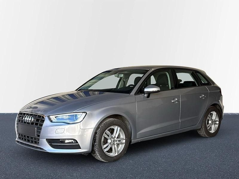 Gebraucht Audi A3 Attraction 179 PS (131 kW) 2016 Silber Limousine