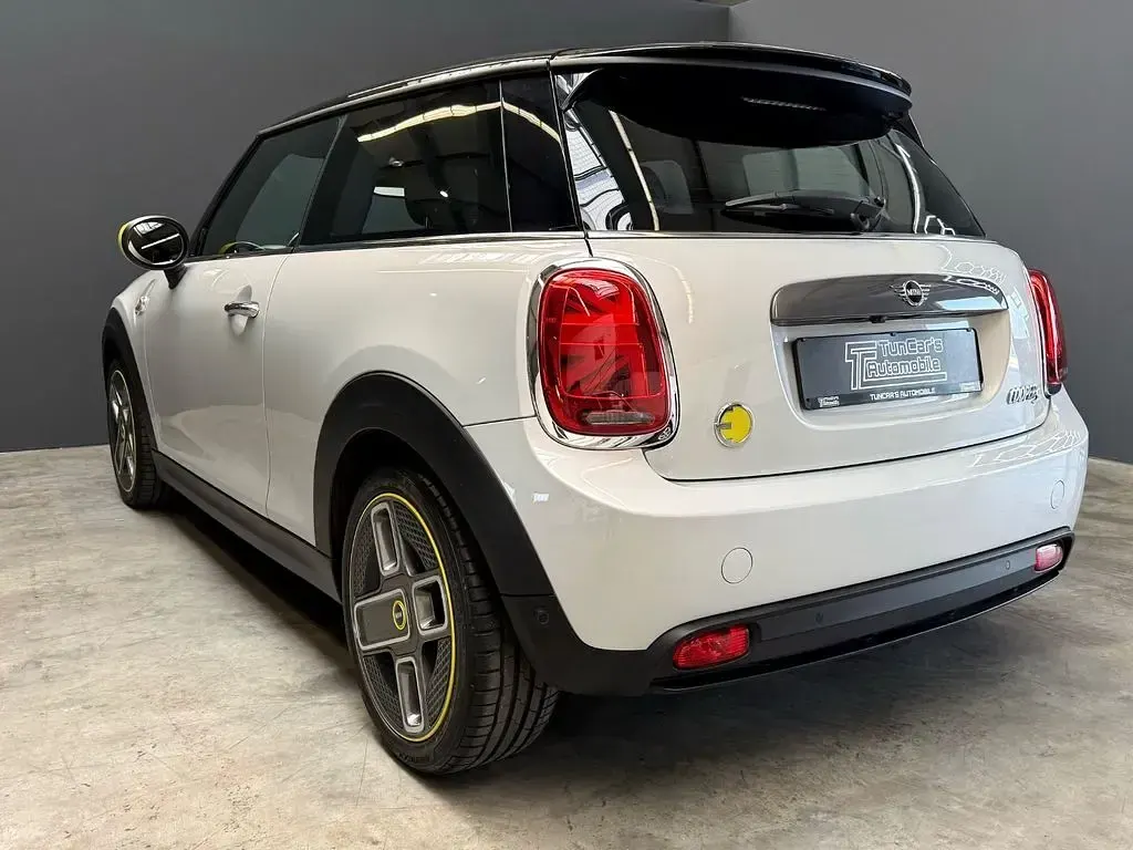 Gebraucht Mini Cooper SE 135 kW (184 PS) 2020 Silber Kleinwagen