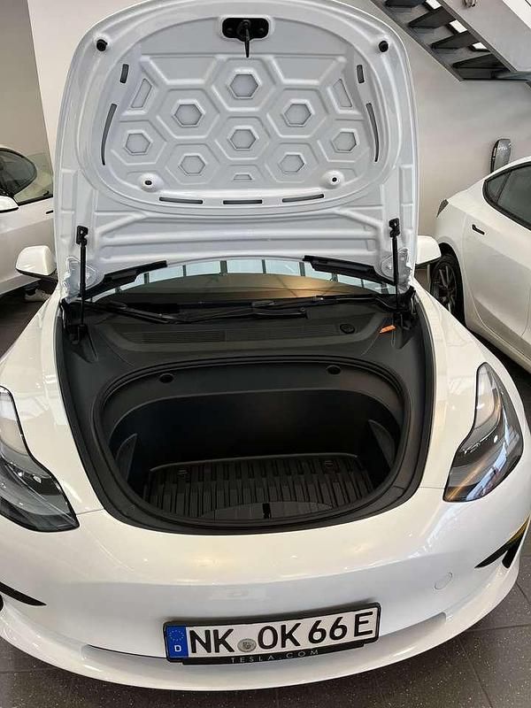 Gebraucht Tesla Model 3 RWD 239 kW (325 PS) 2022 Weiß Limousine