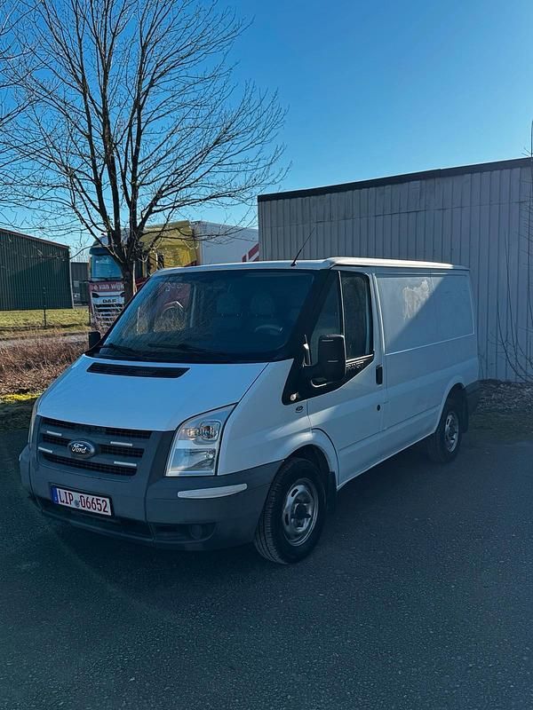 Gebraucht Ford Transit 85 PS (62 kW) 2010 Weiß Van / Kleinbus