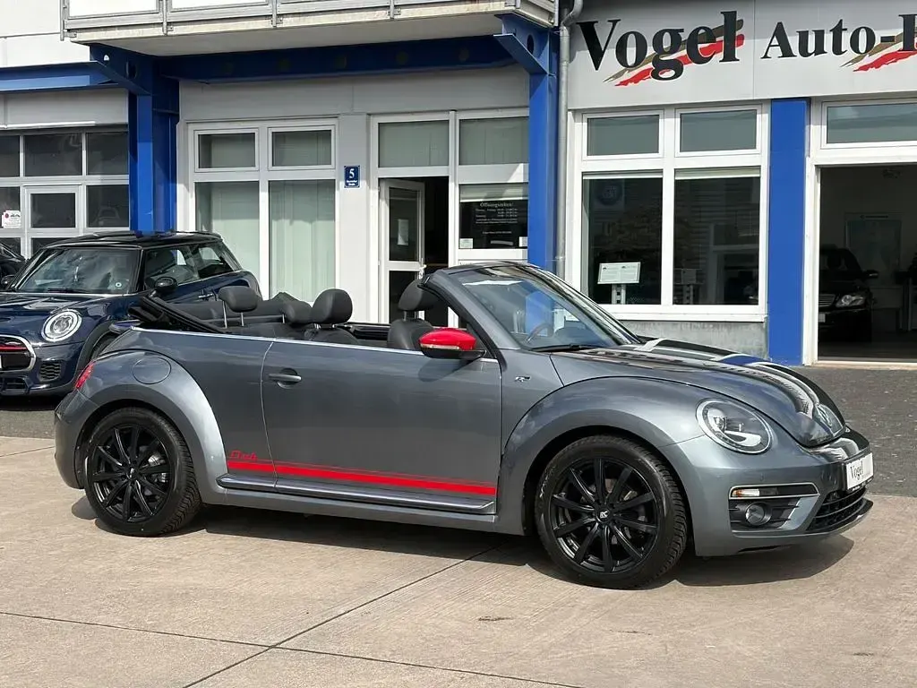 Używany VW Beetle CLUB 150 KM (110 kW) 2016 Szary Hatchback