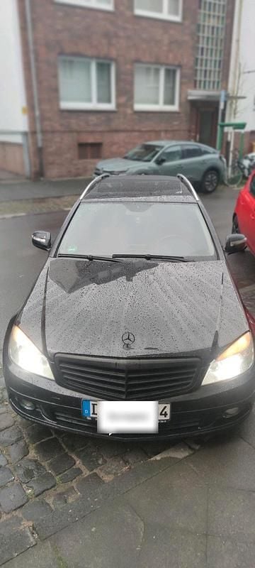 Gebraucht Mercedes C320 224 PS (164 kW) 2008 Schwarz Kombi