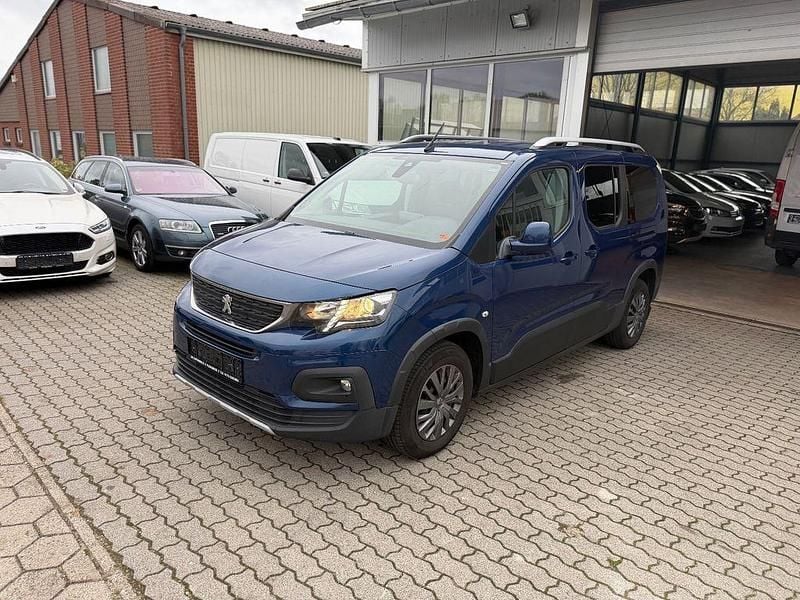 Blau Gebraucht 2019 Peugeot Rifter Van / Kleinbus | 10.490 € (Guter Preis) - Bild 1/4