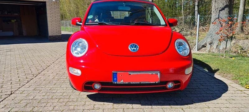 Gebraucht VW New Beetle 102 PS (75 kW) 2003 Rot Kleinwagen