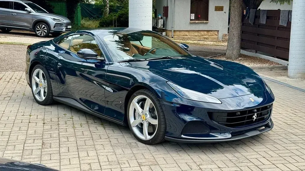 Gebraucht Ferrari Portofino 600 PS (441 kW) 2023 Blau Cabrio