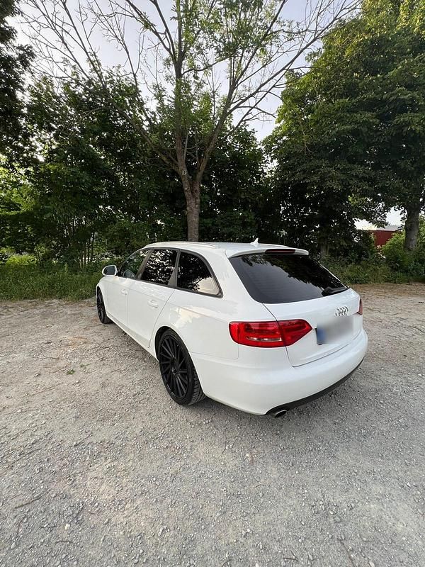 Gebraucht Audi A4 190 PS (139 kW) 2008 Weiß Kombi