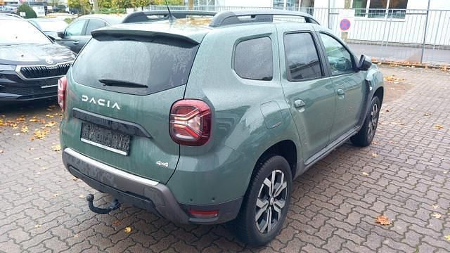 Safarigrüngrau safarigrüngrau Gebraucht 2023 Dacia Duster Journey SUV | 22.351 € (Fairer Preis) - Bild 1/4